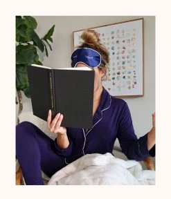 Wearlively The "Hit Snooze" Sleep Mask: Navy/White