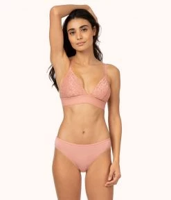 Wearlively Bras The Floral Lace Bralette: Shell Pink