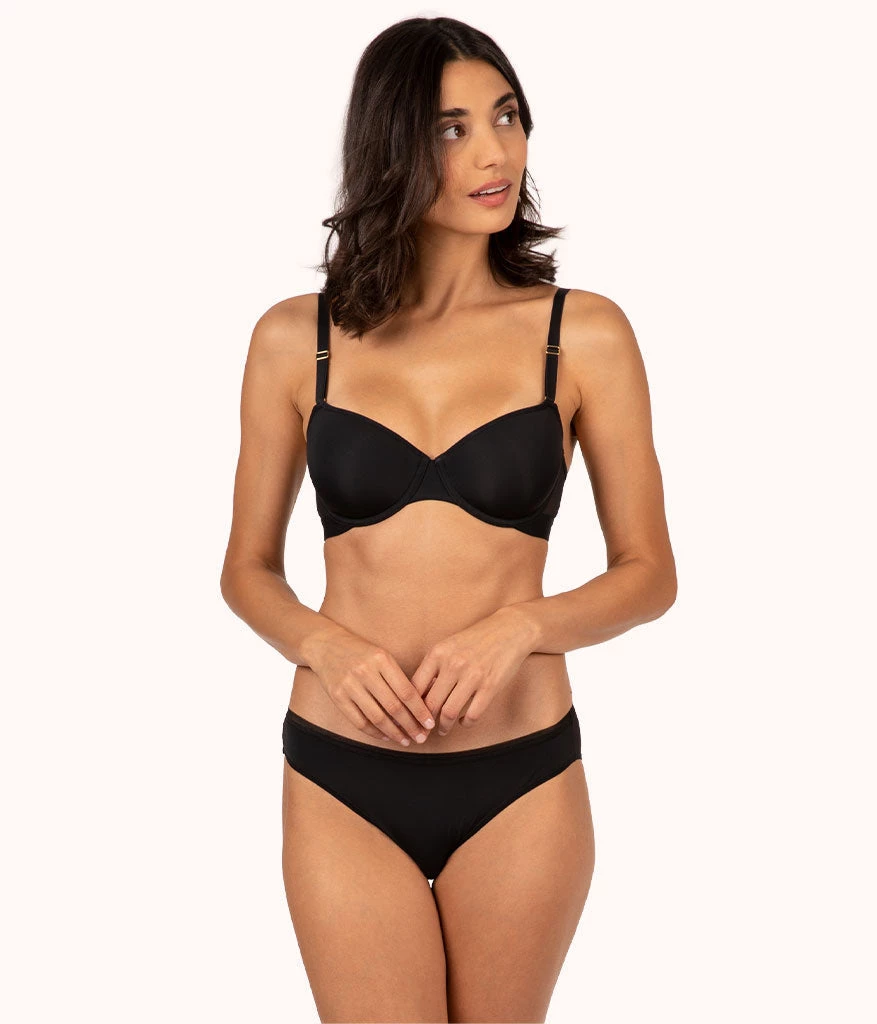 Wearlively The Spacer T-Shirt Bra: Jet Black 3 Wearlively The Spacer T-Shirt Bra: Jet Black