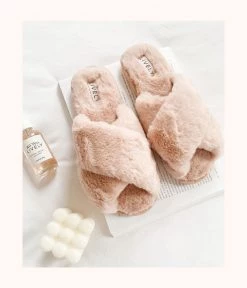 Wearlively Categories The Crew Cozy Slippers: Dusty Pink