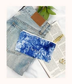Wearlively The Tie Dye Pouch: Blue Tie Dye