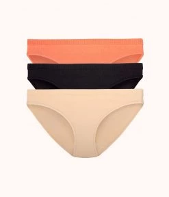 Wearlively The Seamless Bikini Bundle: Terracotta/Jet Black/Toasted Almond Categories