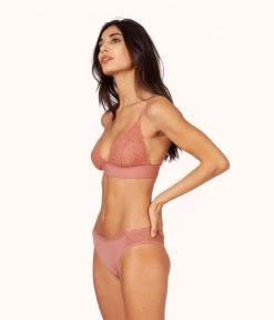 Wearlively The Crochet Lace Bralette: Matte Rose Bras