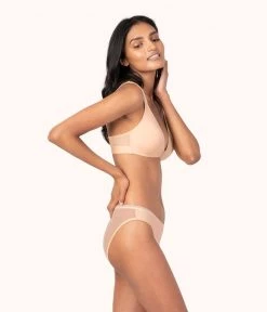 Wearlively The Flex No-Wire Bra: Toasted Almond