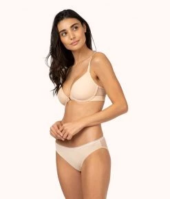 Wearlively Bras The Front Close No-Wire Bra: Toasted Almond