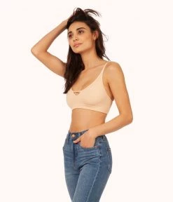 Wearlively Bras The Skinny-Strap Seamless Bralette: Toasted Almond