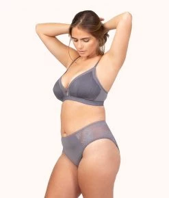 Wearlively The Smooth Lace Busty Bralette: Smoke Bras