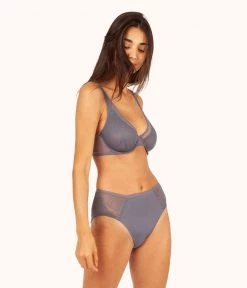 Wearlively The Smooth Lace Plunge Bra: Smoke