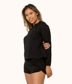 Wearlively The Terry-Soft Sweatshirt: Jet Black Categories