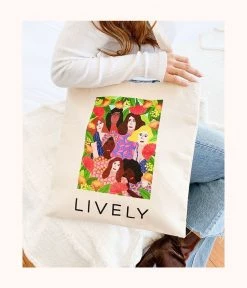 Wearlively Categories The Uniquely You Tote: Power Mural