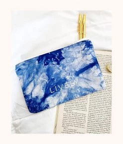 Wearlively The Tie Dye Pouch: Blue Tie Dye