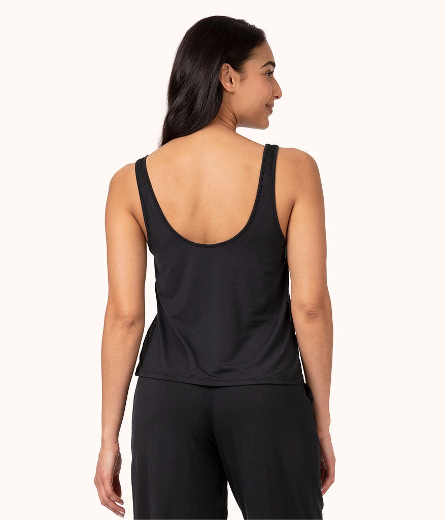 Wearlively The All-Day Scoop Tank: Jet Black Categories 5 Wearlively The All-Day Scoop Tank: Jet Black Categories