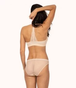 Wearlively The Front Close T-Shirt Bra: Toasted Almond Bras