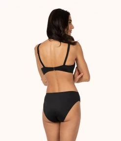 Wearlively The Plunge Bralette: Jet Black