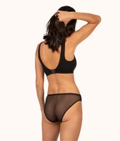 Wearlively The Sleek Scoop Bralette: Jet Black Bras