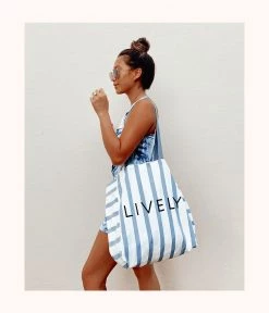 Wearlively The Denim Stripe Tote: Denim Stripe