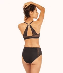 Wearlively The Smooth Lace T-Shirt Bra: Jet Black