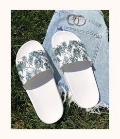 Wearlively The Palm Slides: White/Green Palm