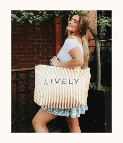 Wearlively The Gold Stripe Tote: Gold Stripe/White