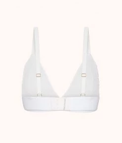 Wearlively The Crochet Lace Bralette: White