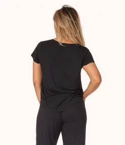 Wearlively Categories The All-Day Tee: Jet Black