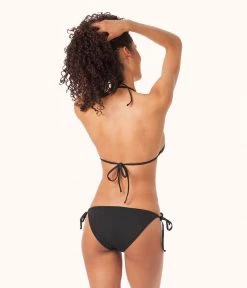 Wearlively The Triangle: Jet Black Categories