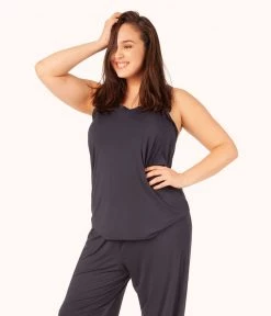 Wearlively The All-Day Tank: Midnight Navy Categories