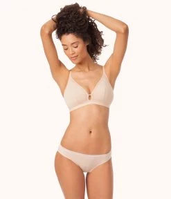 Wearlively The Busty Bralette: Toasted Almond Bras