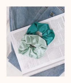 Wearlively The Retro Scrunchie