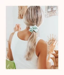 Wearlively The Retro Scrunchie