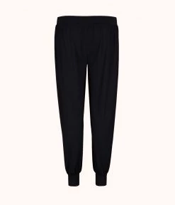 Wearlively Categories The All-Day Jogger: Jet Black