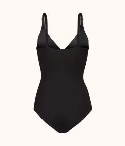 Wearlively The All-Day Maternity Bodysuit: Jet Black