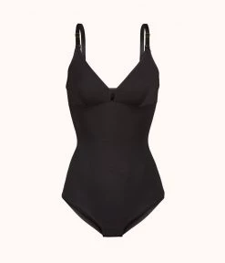 Wearlively The All-Day Maternity Bodysuit: Jet Black
