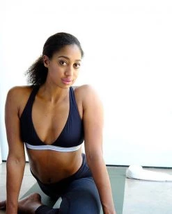 Wearlively Bras The Cross Back Bralette: Jet Black